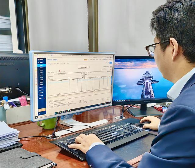 陜煤建設市場開發分公司率先啟用掃碼開票系統，開啟智能開票服務新時代