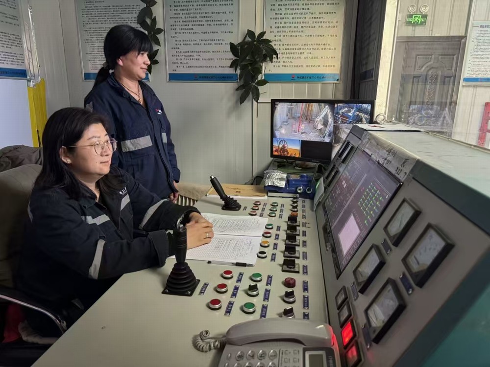 以愛之名，致敬每一位職場“超人媽媽”