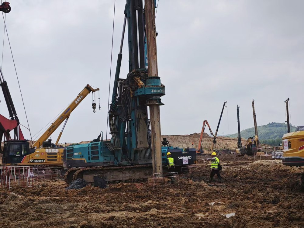 陜煤建設漢中分公司：陜煤電力上高2×1000MW清潔煤電擴建項目樁基工程取得關鍵進展