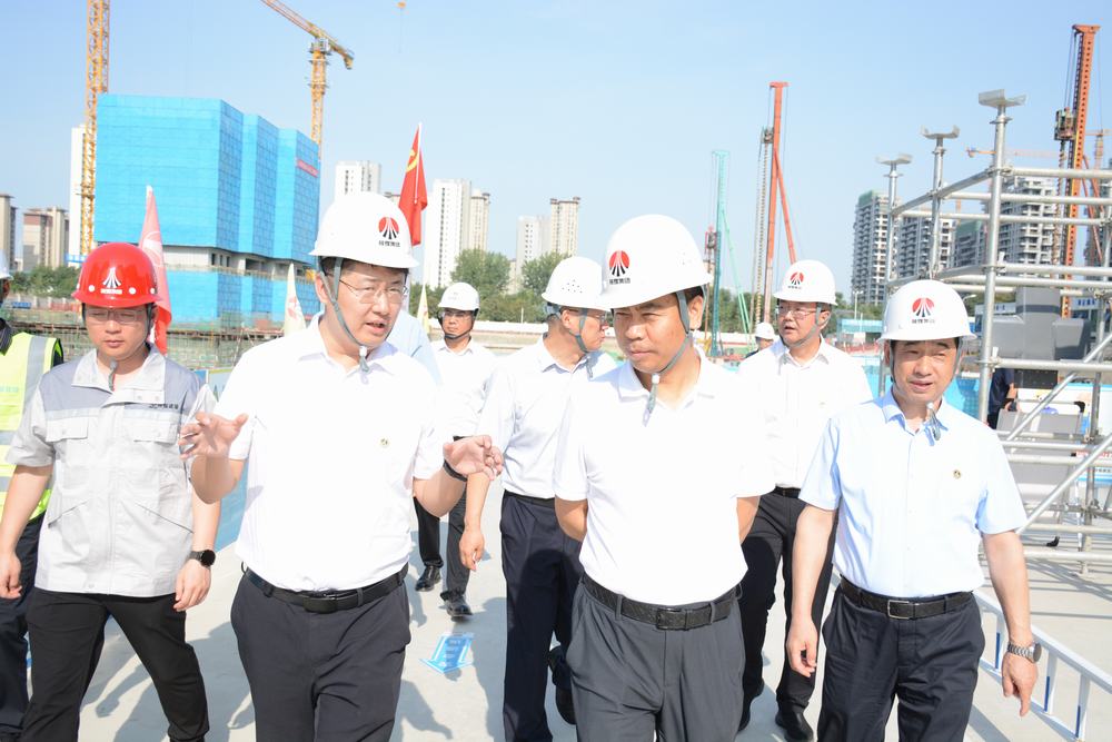 陜煤集團副總經理宋召軍深入天工公司項目一線檢查指導