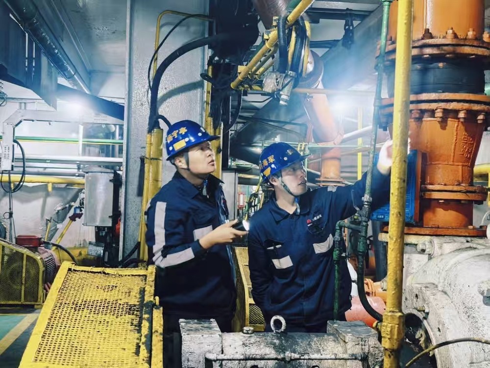 陜煤建設洗選煤運營公司紅柳林洗煤廠項目部：實干攻堅奪“雙過半” 乘勢奮進沖刺“下半程”