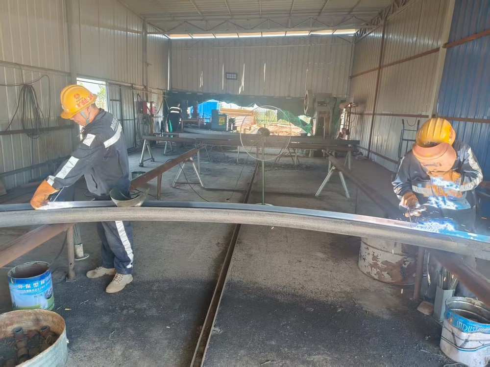 陜煤建設(shè)礦建三公司:熱熱熱!這波“降溫福利”來(lái)啦