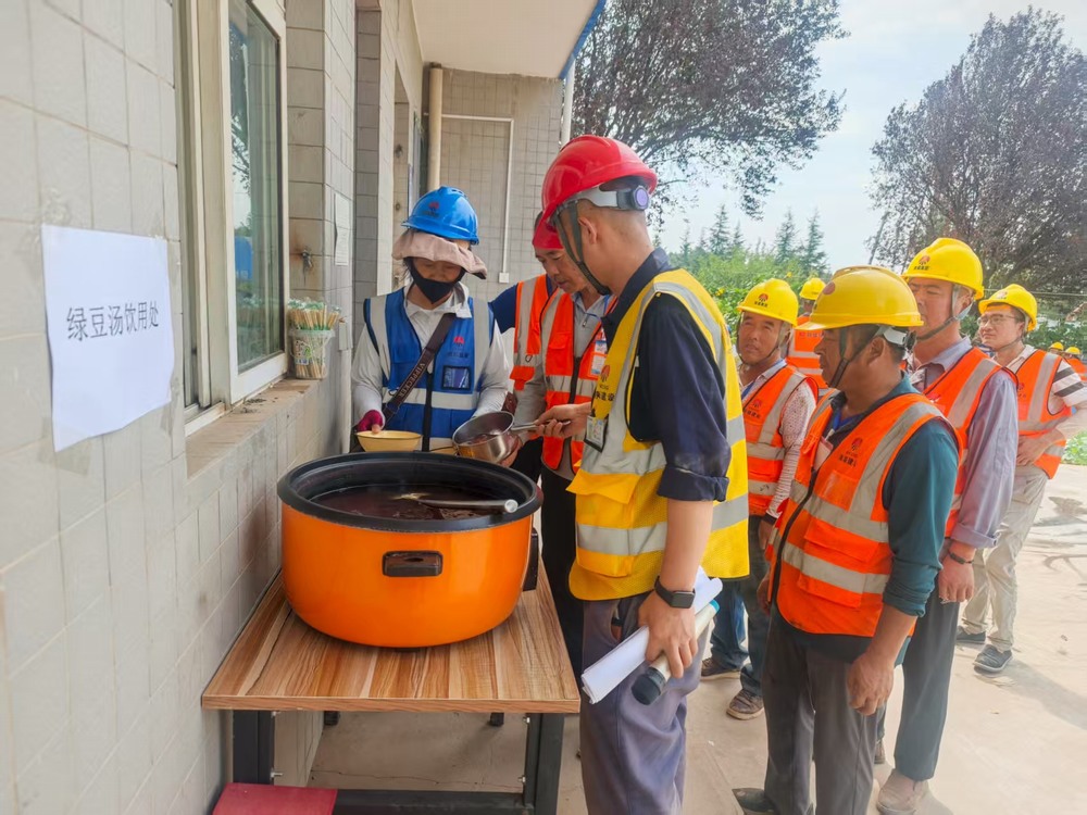 陜煤建設銅煤公司銅創能材項目部：多措并舉打好夏季施工攻堅戰