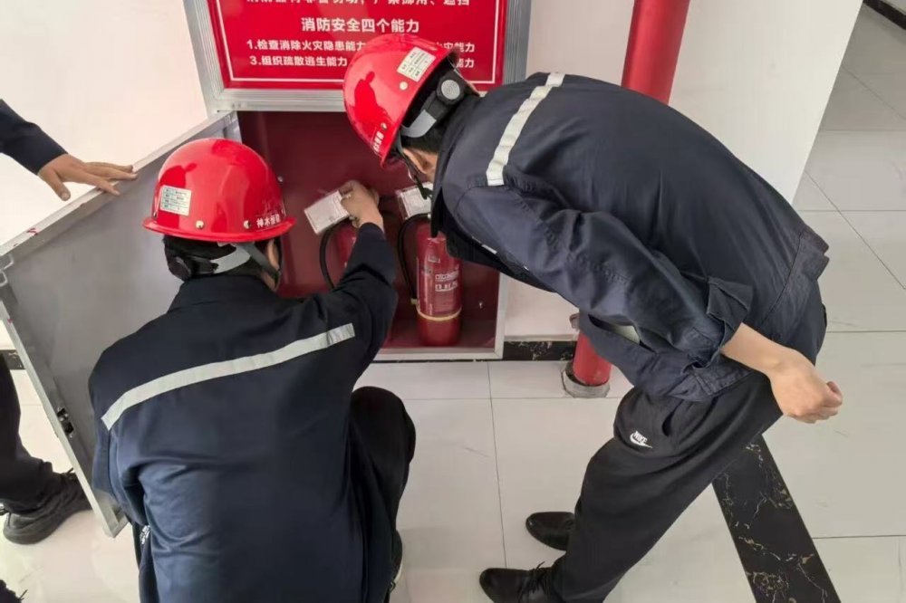 陜煤建設機電安裝涼水井項目部：踐行“甲方思維”戰略 筑牢“百日安全”根基