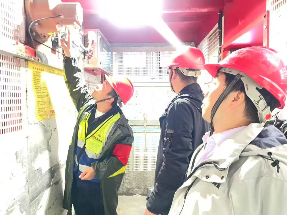 陜煤建設韓城分公司土建二項目部:安全不下線,青春在一線