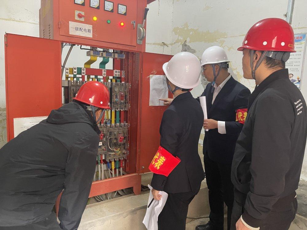 陜煤建設(shè)渭南分公司多方聯(lián)動為“百日安全”賦能助力