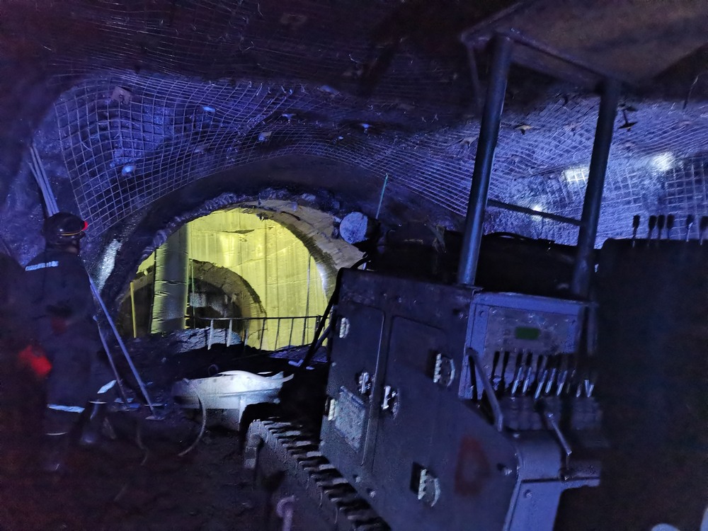  捷報(bào)！陜煤建設(shè)礦建二公司郭家灘項(xiàng)目部關(guān)鍵工程安全順利貫通